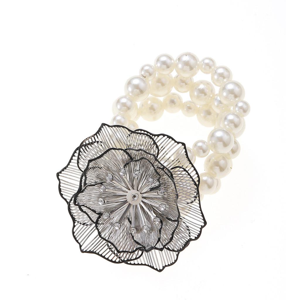 Cross Necklace With Pearl Chain And Floral Design For Womens Fashion Accessories