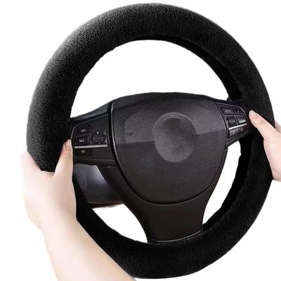 Accesorii pentru interiorul mașinii – Mânere şi huse pentru volan