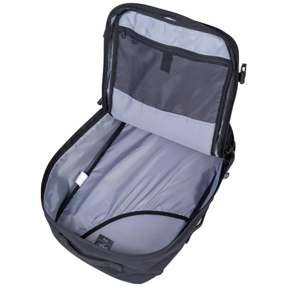 CABINZERO CLASSIC PLUS STYLE 42L Absolute Black