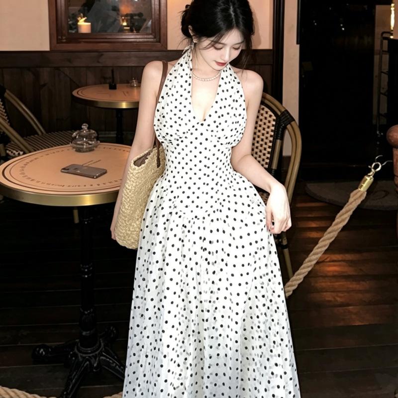 French retro polka dot white v-neck sleeveless neck dress sexy hottie beautiful waist a word long dress
