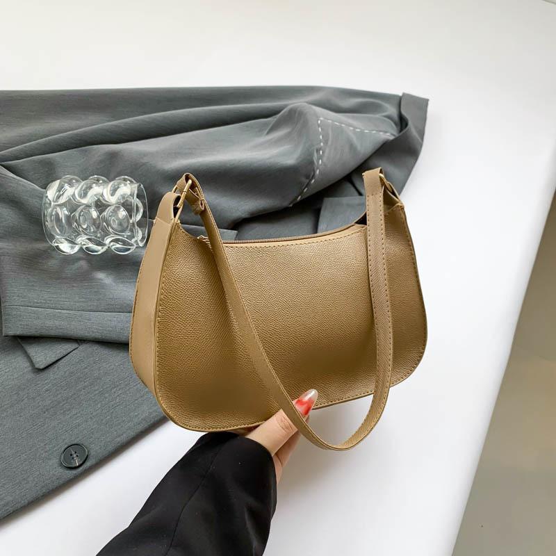 Trendy New Moon Bag Stylish Retro Handbag Perfect For Everyday Use In Multiple Colors