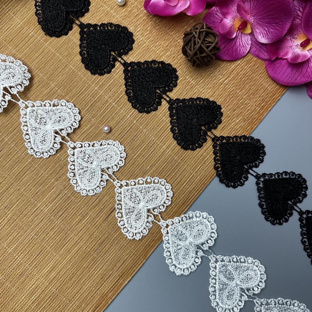 Hot Sale Heart-Shaped Hollow Lace Polyester Dress with Water-Soluble Lace for Weddings and Curtains