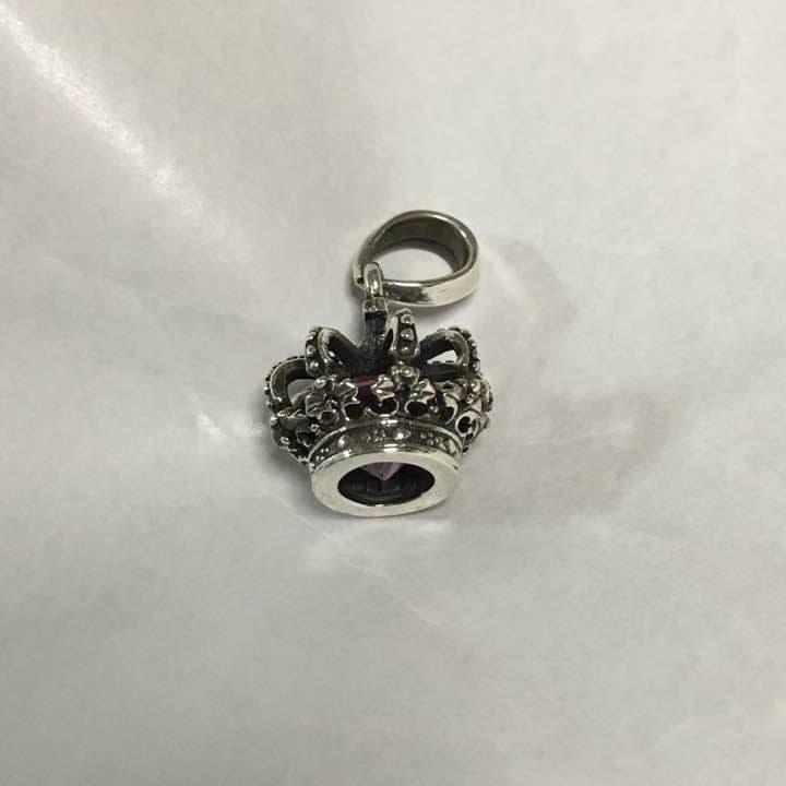 Used Justin Davis crown pendant top