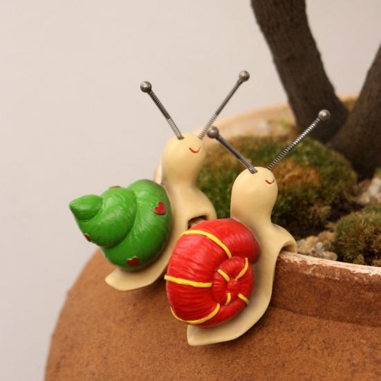 1 Pair Snail Planter Climber Flower Pot Edge Decoration Resin Cute Snail Figurine with Spring Tentacles for Home Garden Indoor Plants Decor
