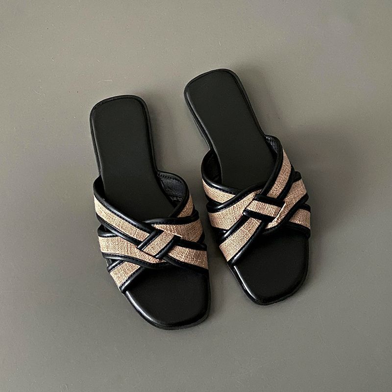 Flat-bottomed retro one-word slippers women's shoes new summer casual woven sandals beach sandals