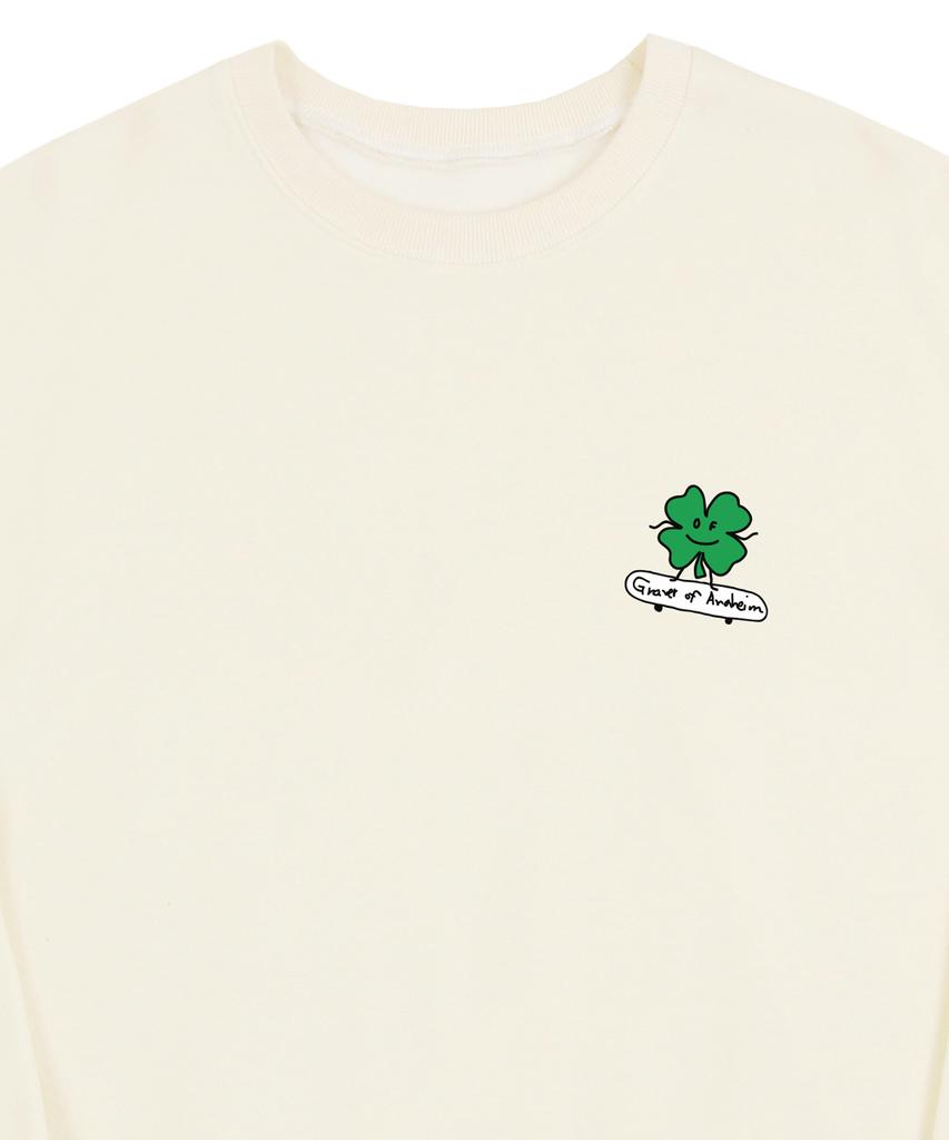 GRAVER [Unisex] Clover Board Sweatshirt_Cream