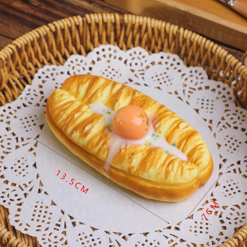 1Pcs Simulation Bread Squeeze Toys Stress Relief Realistic Food Fidget Toy Decompression Cake Cheese Bagel Bread Toy