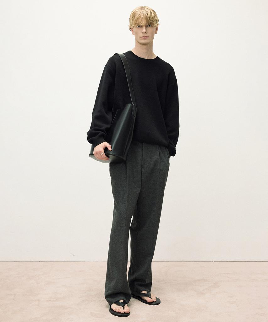 IL CORSO Minimal Round Knit Black Iesw5F501Bk