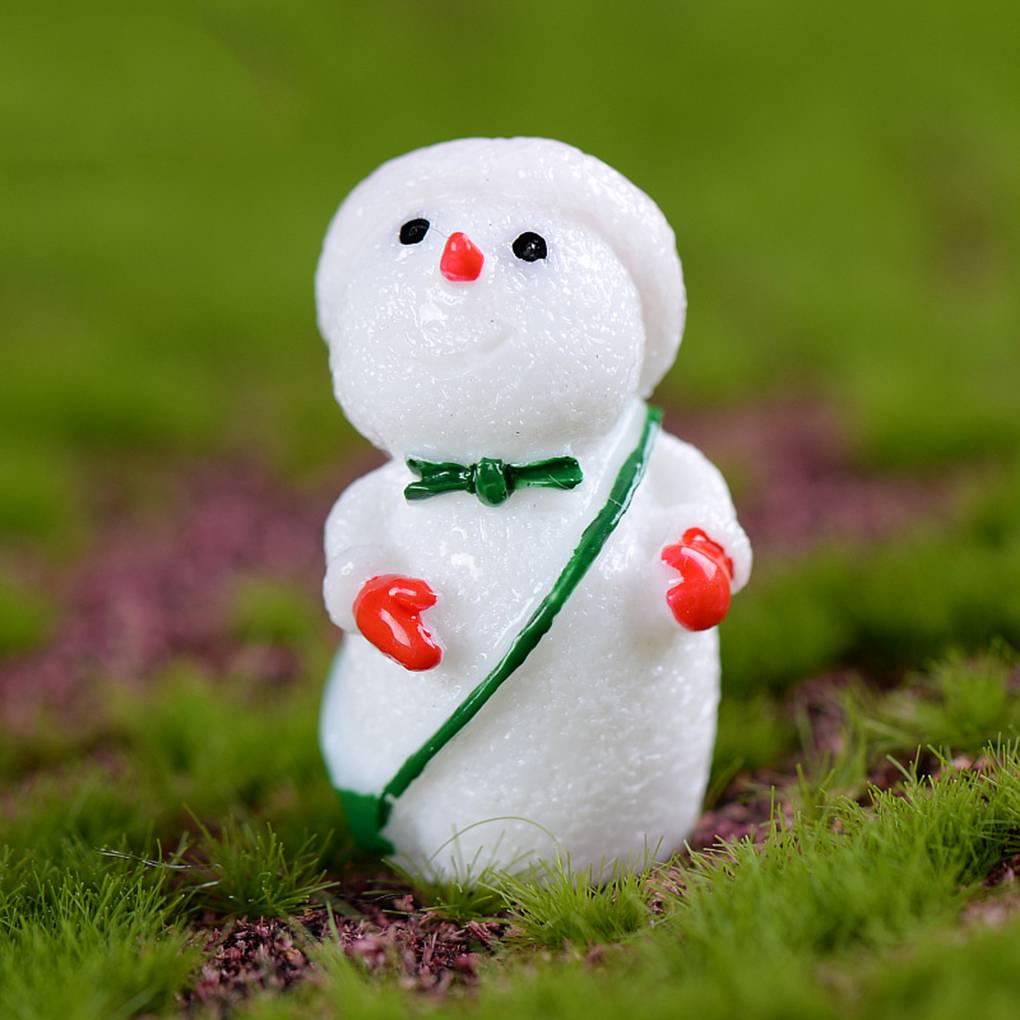 4PCS Micro Landscape White Snowman Resin Christmas Crafts Decoration Small Miniature Ornaments
