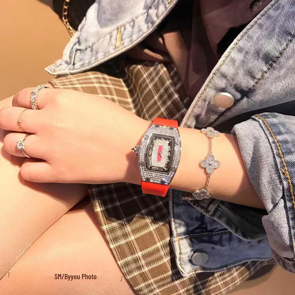 Danny Road Women's Barrel-Shaped Quartz Watch: Fashionable, Stylish, and Diamond-Studded.