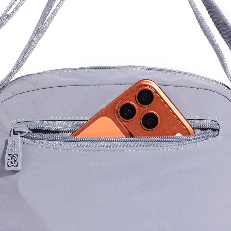 Borsa a tracolla leggera in nylon con tasca frontale con cerniera Borsa a spalla casual da donna per viaggi quotidiani