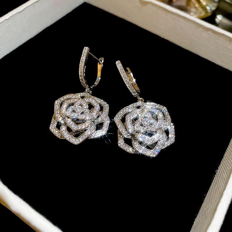 Gold-Plated Vintage Bow Pearl Earrings - Luxury Niche Design Stud Jewelry