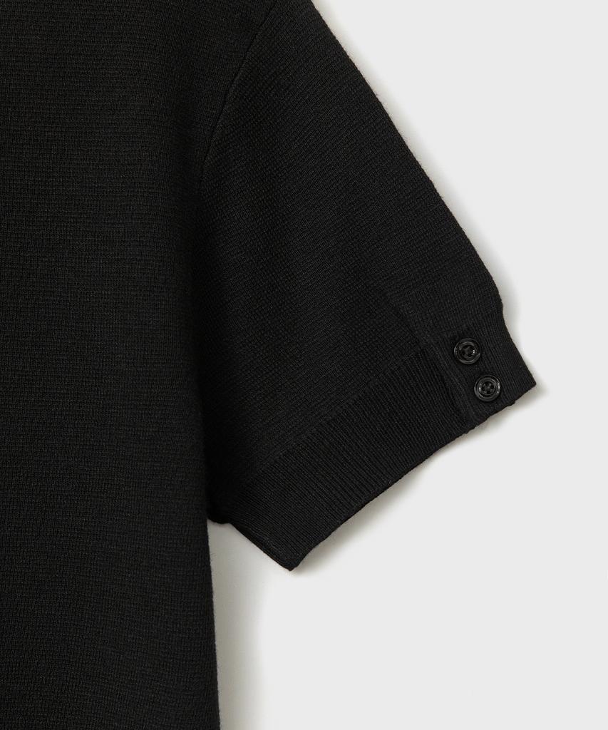 Bellie (W) Silky Minimalist Crewneck Knit - Black