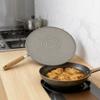 Heat Resistant Kitchen Splash Plate Splash-proof with Handle Silicone Splatter Screen Scald Proof Easy Clean