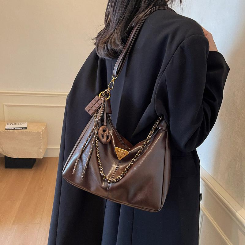 2025 new large-capacity bag women's autumn and winter Sen Meng simple shoulder messenger bag soft face women's commuter tote bag
