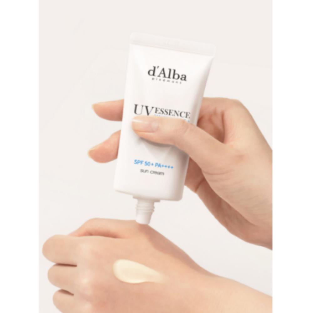 d’Alba Vegan Waterfull Essence Suncream SPF50+PA++++ 50ml / KOREA COSMETIC