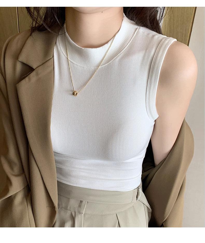 Women's Sleeveless Round Neck Threaded Vest with Side Breast Coverage