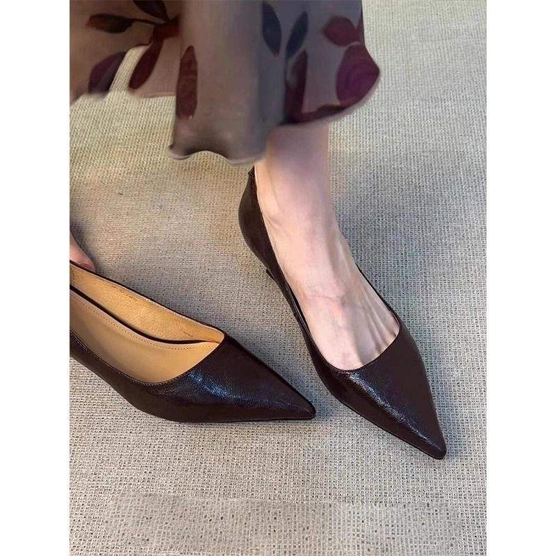 Cowhide Version~ Black High Heels Women's Cat Heel 2025 New French Pointed Middle Heel Single Shoes Professional Shallow Mouth Women's Shoes