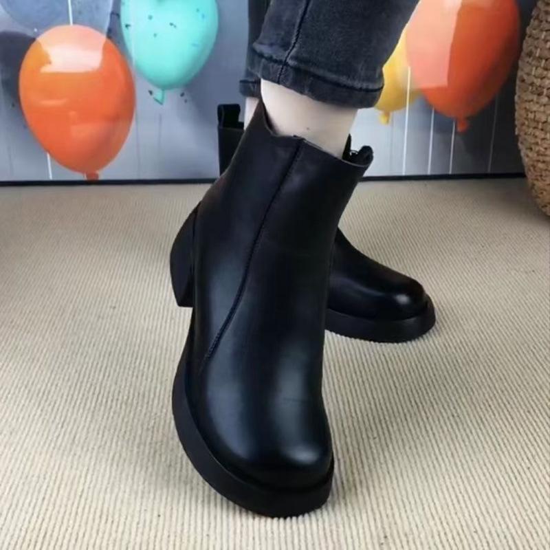Winter new thick heel Martin boots warm cotton shoes retro velvet medium mother shoes short boots 35