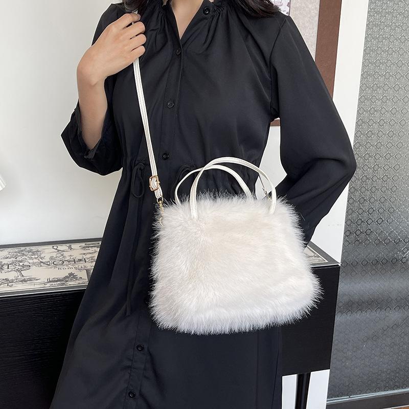 Neue Plüschtasche Imitation Fuchsfell Umhängetasche modisch vielseitig Herbst und Winter Wolltasche Umhängetasche