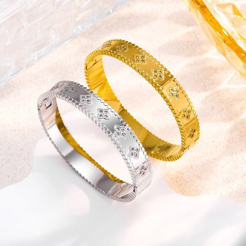 Classic four-leaf clover bracelet women's zircon inlay ring fashion kaleidoscope bracelet women's jewelry high-end fashion jewelry