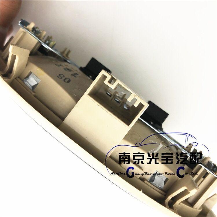 Rear Roof light for Chinese SAIC ROEWE 750 MG7 2006 2007 2008 2009 2010 XDE90023B Beige color