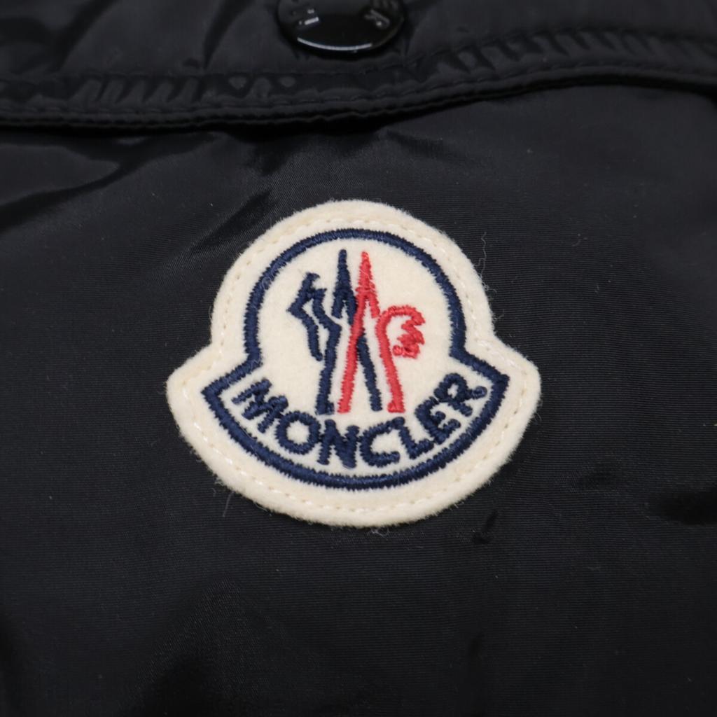 Moncler 25-jährige MAYA technische Nylon Daunenjacke mit Kapuze Jacke 4 schwarzGebraucht