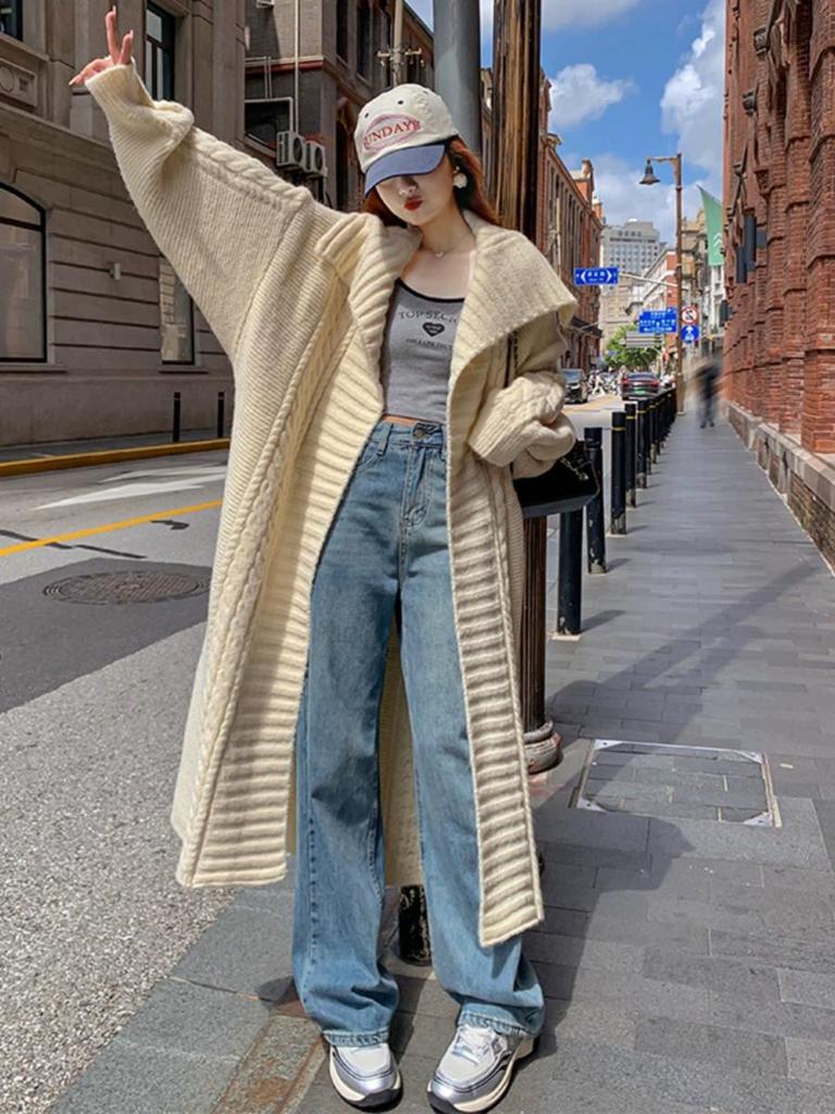 Übergroße Grobstrick-Strickjacke mit breitem Kragen - Lässiger Longcoat im Lazy-Stil