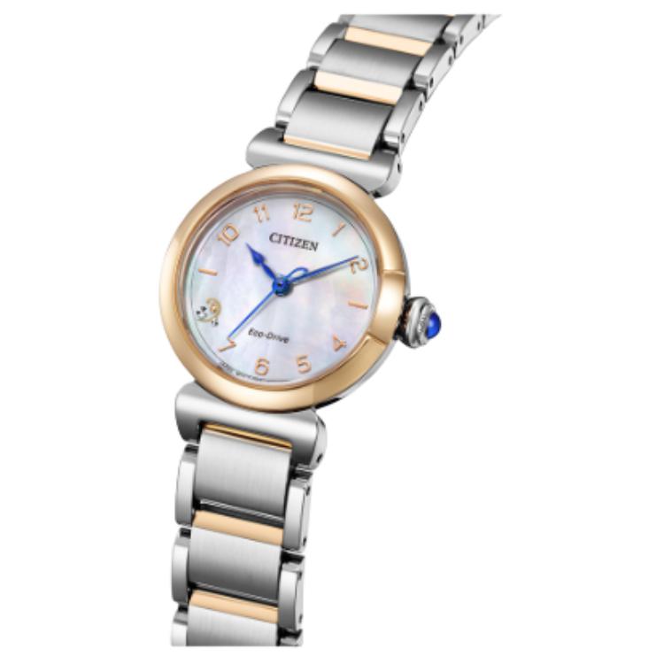 CITIZEN L 50m Water Resistant Light Powered Quartz Movement Stainless Steel Strap Watch EM1136-87D