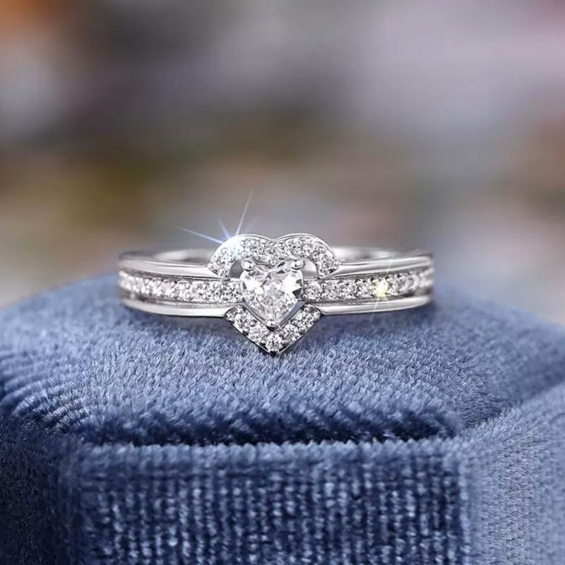 European and American Style S925 Sterling Silver Heart Ring Design with Micro-Pavé Zirconia for Women, Premium Aesthetic