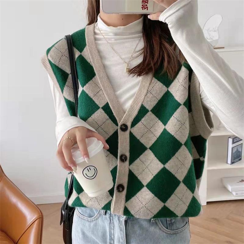 

Lingge V-образный вырез трикотажный кардиган майка майка женская осень и зима свободный безрукавный свитер Kangsha Outside The Stacked Tide One size зелёный