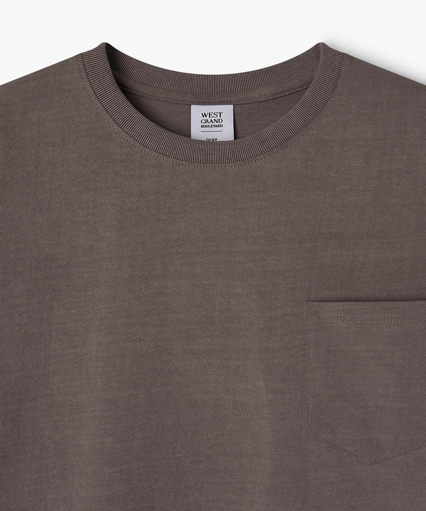 WEST GRAND BOULEVARD Urban Pigment One Pocket Crop T-Shirt Cocoa