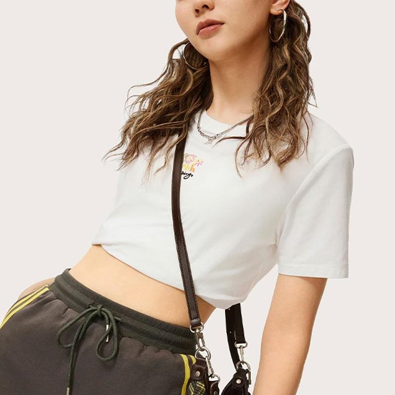 Li Ning Sports Trend Series Graphic Print Casual Slim Fit Short Sleeve T-Shirt Women T-Shirts Off-White AHSU330-1