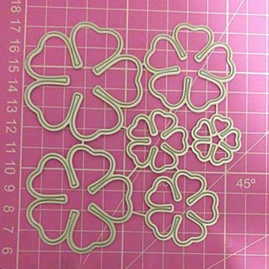Die Cut Anti-deform Easy Use Carbon Steel Flower Petal Pattern DIY Template Mould for Scrapbook