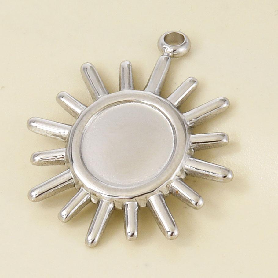 Personality DIY Blank Settings Base Stainless Steel Sun Heart Cabochons Pendants For Jewelry Making Supplies Tray Charm Pendant