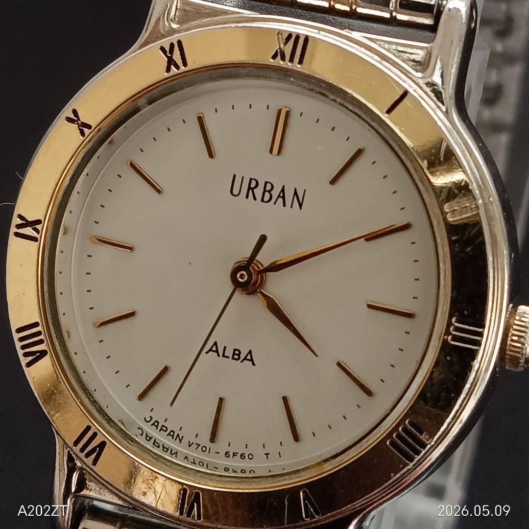 [В эксплуатации] ALBA URBAN Женские V701-6F60 Комбинированный цвет