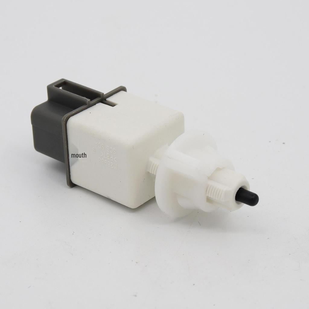 4-Pin Brake Light Control Switch for Toyota 36750SDAA02