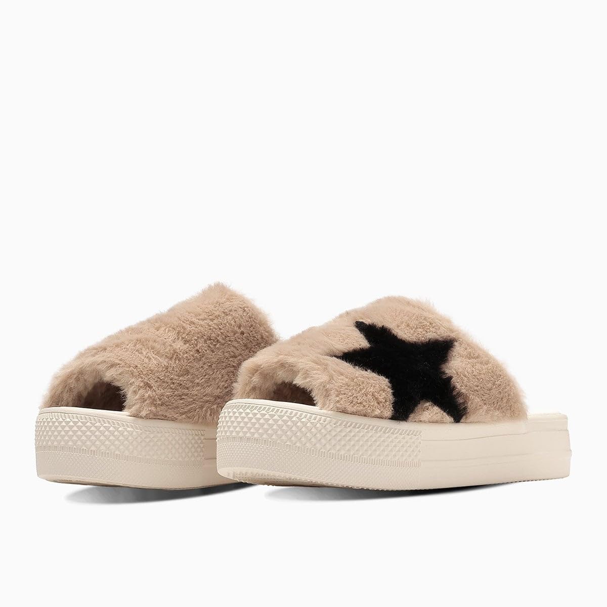 

Converse All Star Light Plats Boa Size cm Sandal, Camel/Black, 25.0