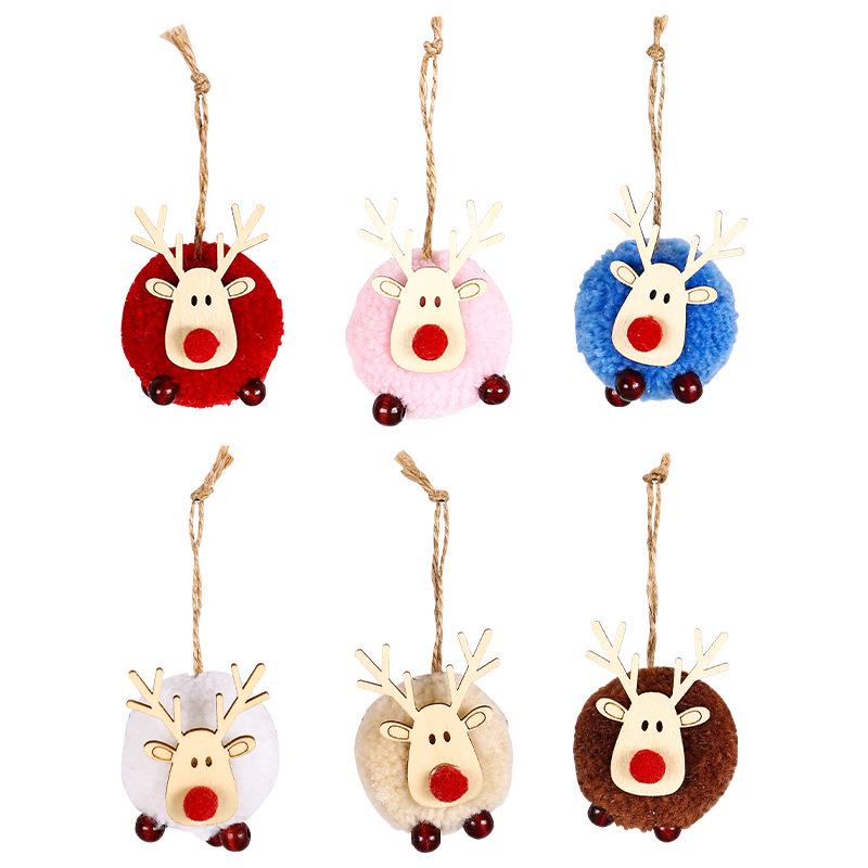 Large Knitted Lambswool Reindeer Ornament - Christmas Tree Hanging Pompon Decoration