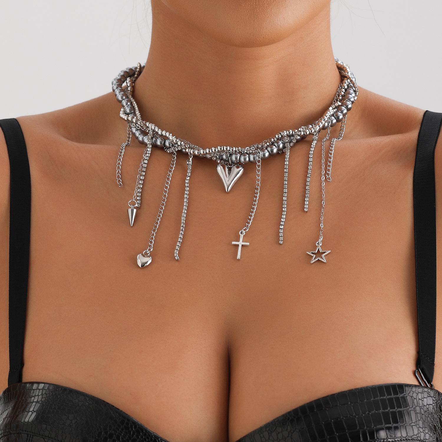 

Women Fashion Tassels Heart Pendant Necklace Gray Pearls Beaded Chokers Adjustable Clavicle Chain Sweater Chain Party Zircon