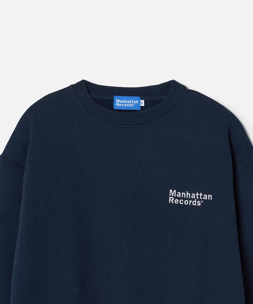 Maenhatanlekojeu M Logo Crew Neck - Navy