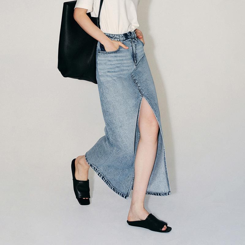 Fashion Summer Slipper Women Shoes Ladies High Quality Slides Sandals Womens Shoes New Fashion Design Beach Flat Shoes Female Slippers