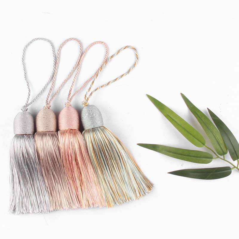 1 ks visiace laná strapce Šitie Bang Hodvábny strapec na kľúče strapce na DIY závesy príslušenstvo domáce dekorácie taštička Darčekový zlatý štetec