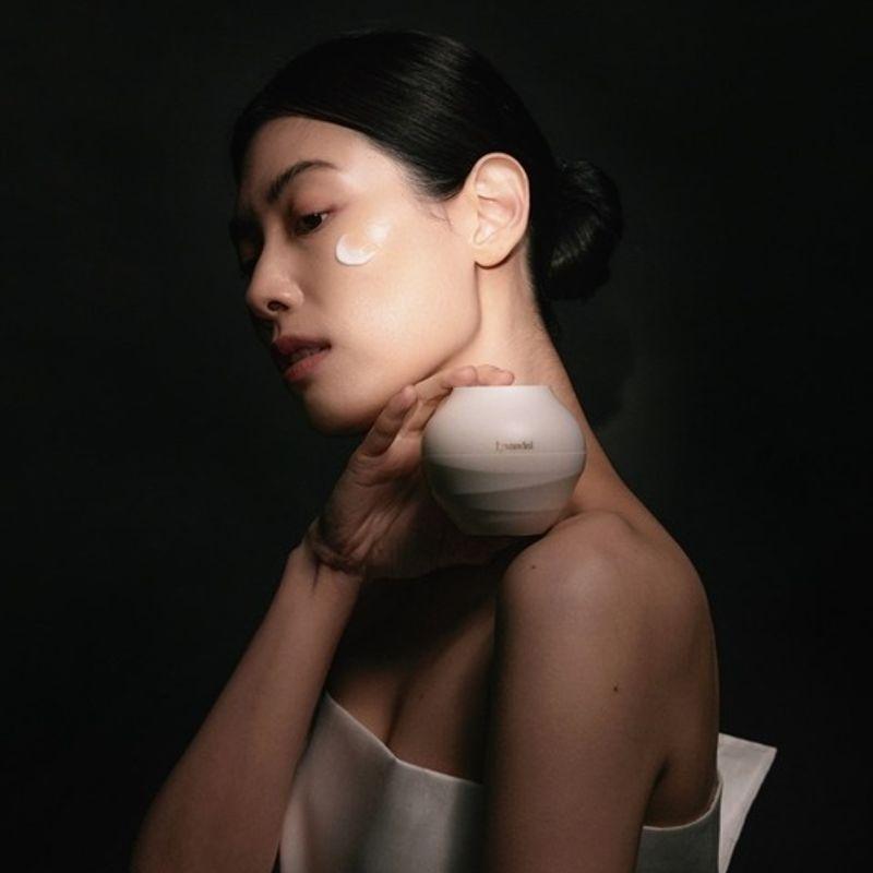 

Jisandal Ceramic Slick AQL Peptide Spicule Cream 50ml