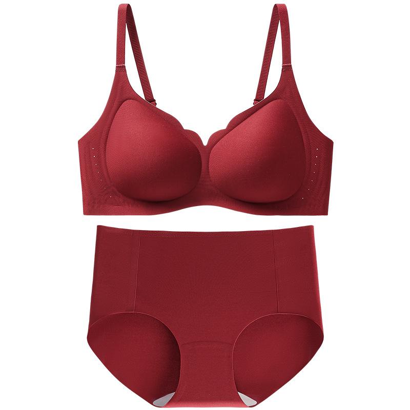 Simple Ankara Red Festive and Seamless, Comfortable and Skin-friendly, No Breast Bra