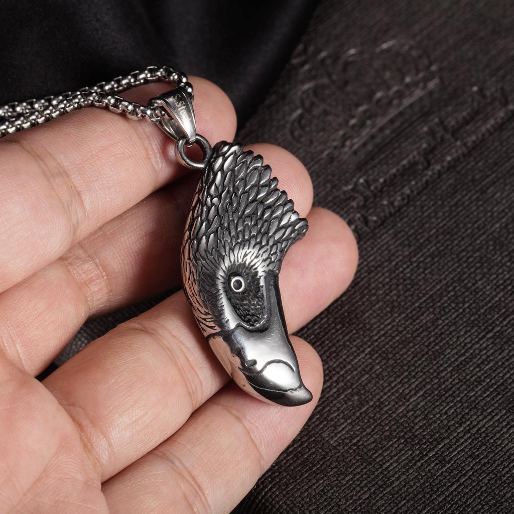 European and American Retro Trendy Male Animal Eagle Head Personalized Punk Three Dimensional Pendant