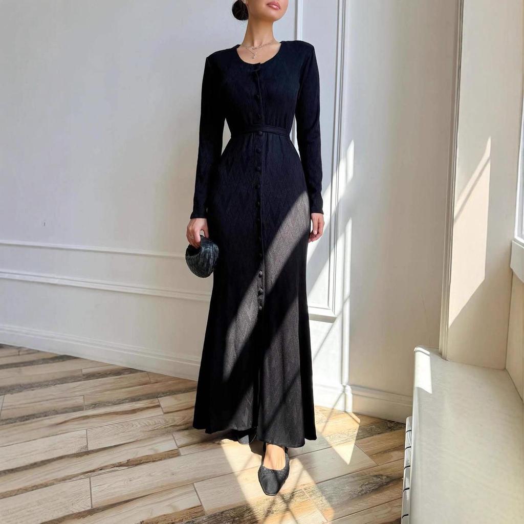 2025 Autumn Women's Retro European & American Style Slimming Buttoned Round Neck Long Sleeve Dress