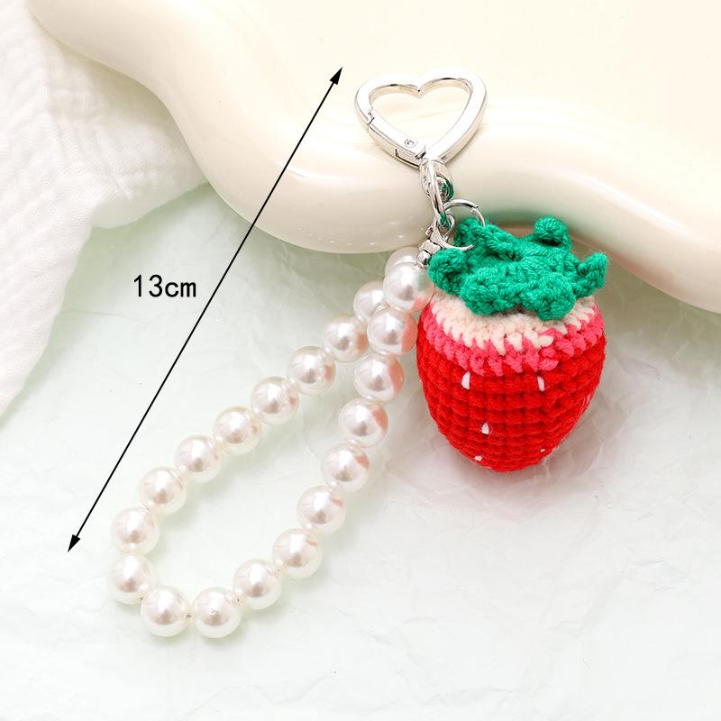 Creative Handwoven Fruit Strawberry Pearl Chain Keyring Cute Versatile Keychain Bag Pendant Camera Hanging Decor Girls Gift