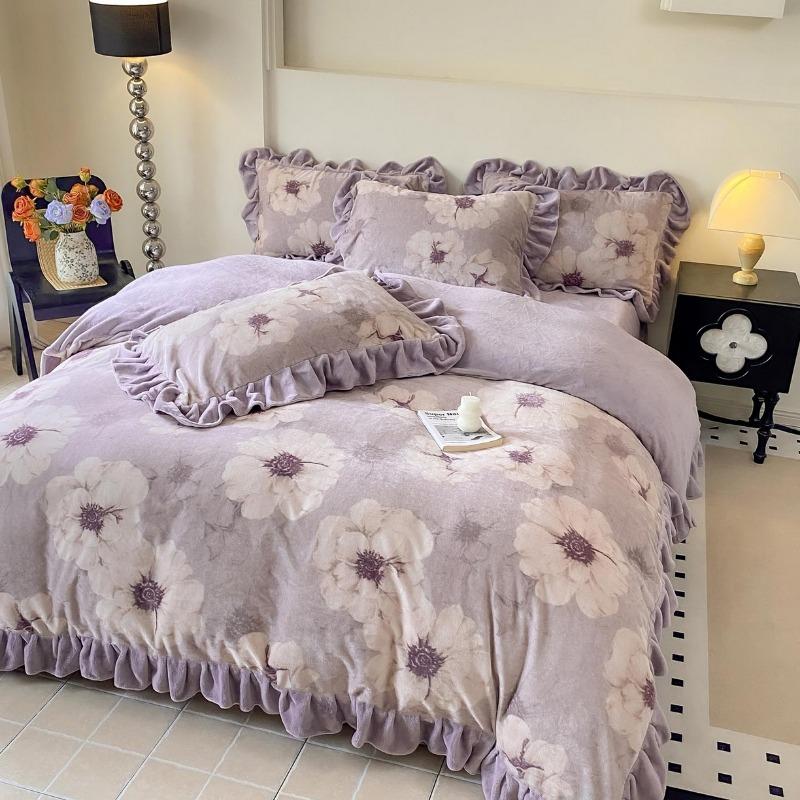

Thickened four-piece winter bed sheet quilt cover lace milk fleece double-sided coral fleece quilt cover 1.8m sheet 4pcs