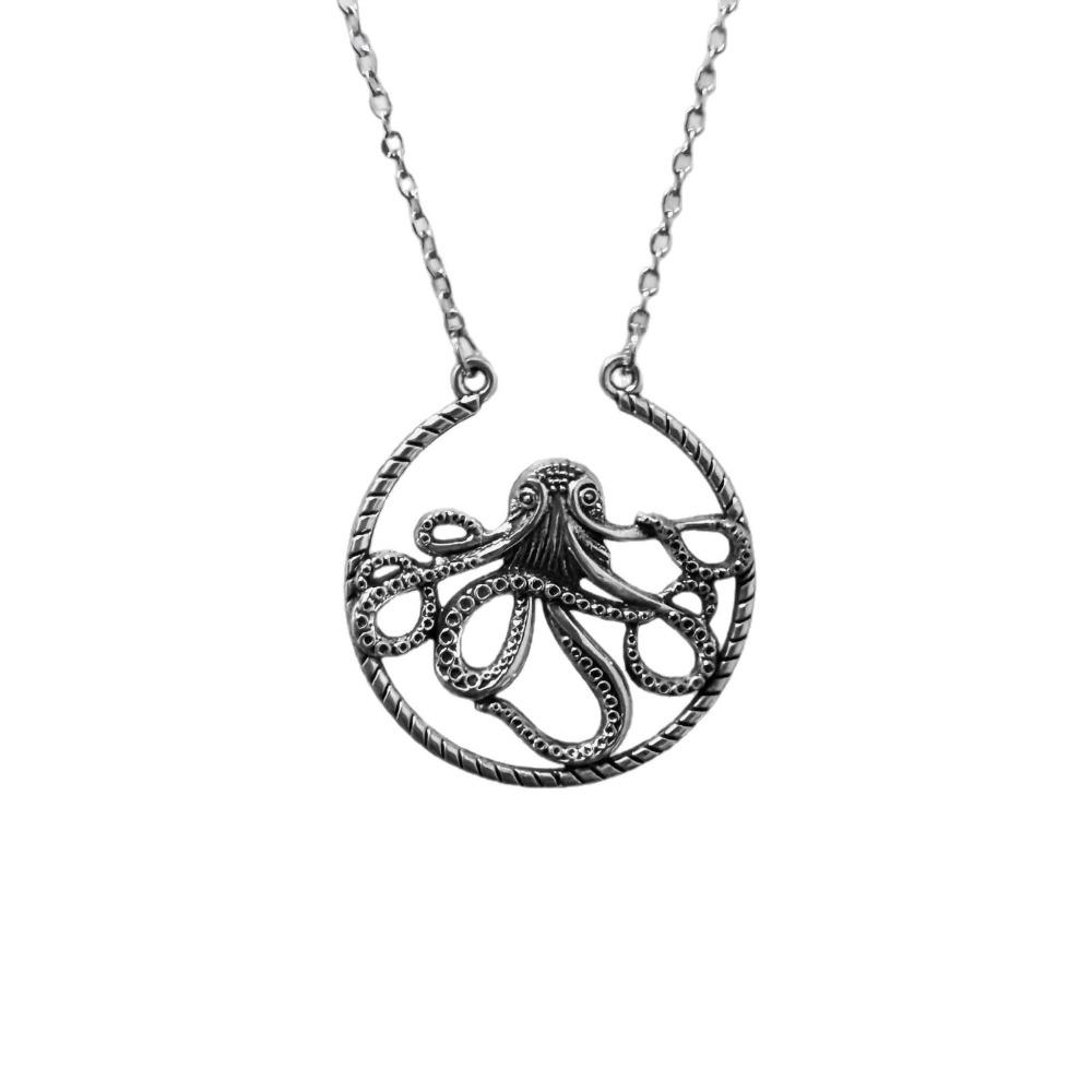 Simple Retro Silver Color Circular Hollowed-out Octopus Pendant Necklace for Men Women Hip-hop Punk Street Wear Jewelry Gifts